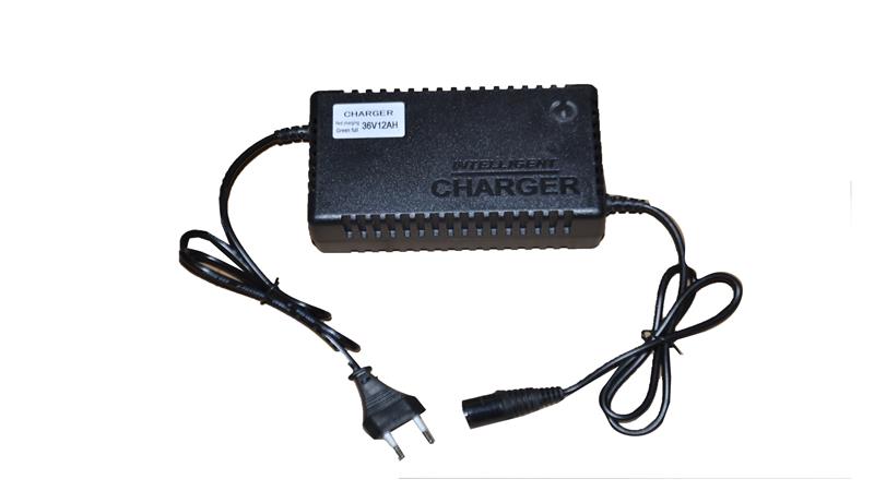 ŞARJ CİHAZI (LİNDO)